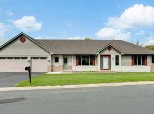 684 Ferndale St S, Maplewood, MN 55119