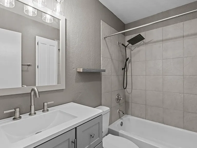 5116 Canadian Ave — Photo 5