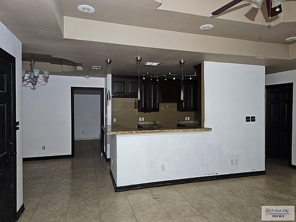 2nd image of 3584 Villa Del Rey Blvd #9