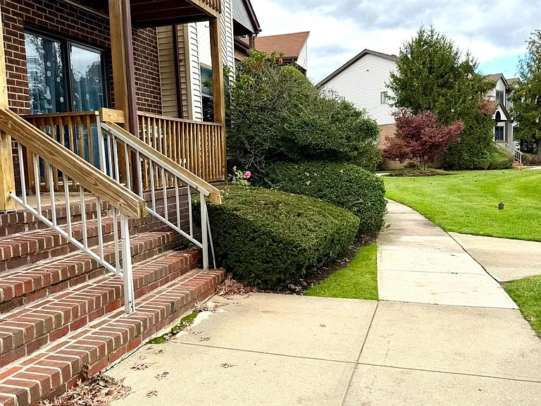 4706 Boice Dr — Photo 2