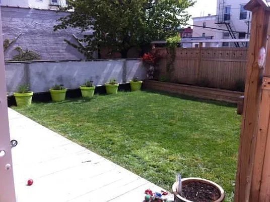 Rented by Dream Space Realty | media 13