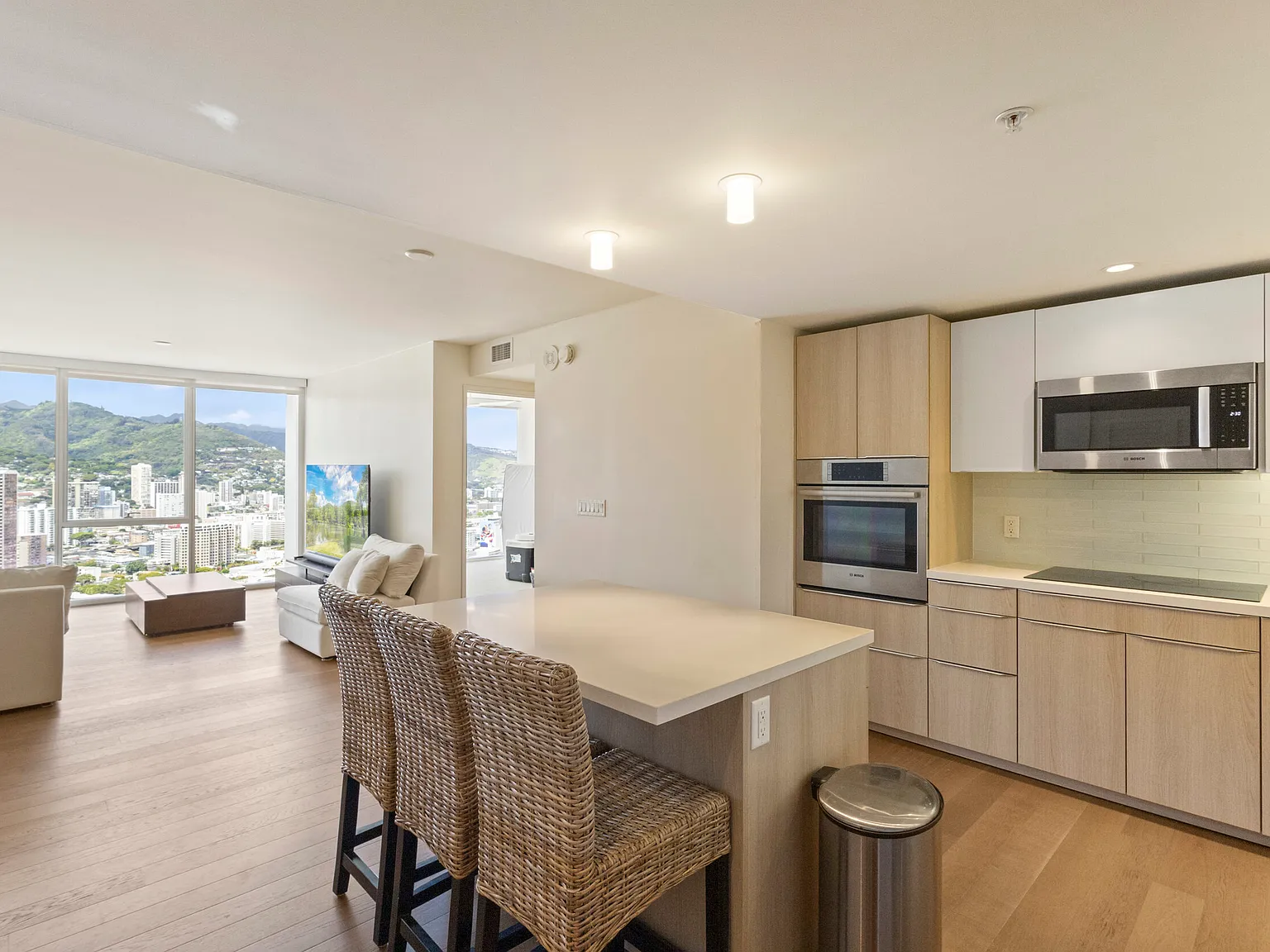 888 Kapiolani Boulevard Suit 3802 - 3802 — Photo 1