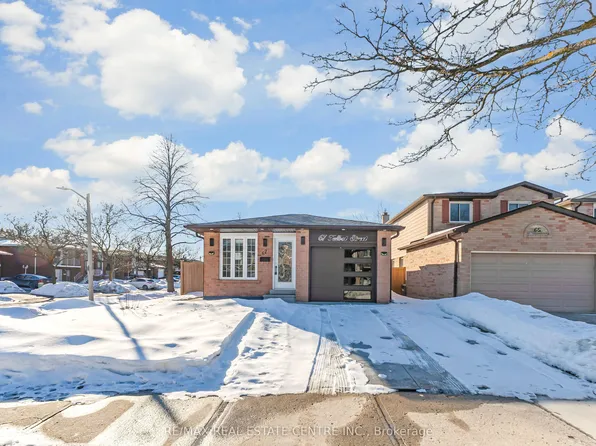 67 Talbot St, Brampton, ON L6X 2P4