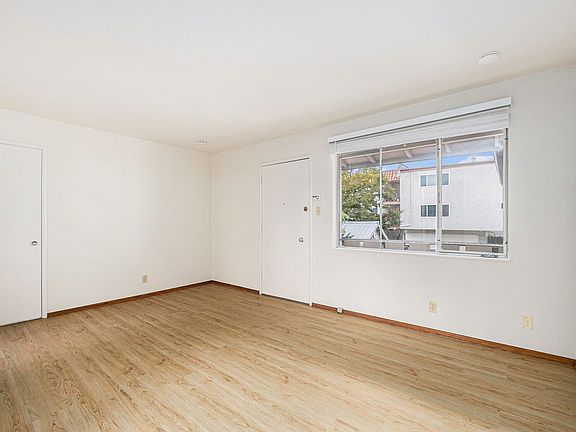 5th image of 2145 Santa Clara Ave #H