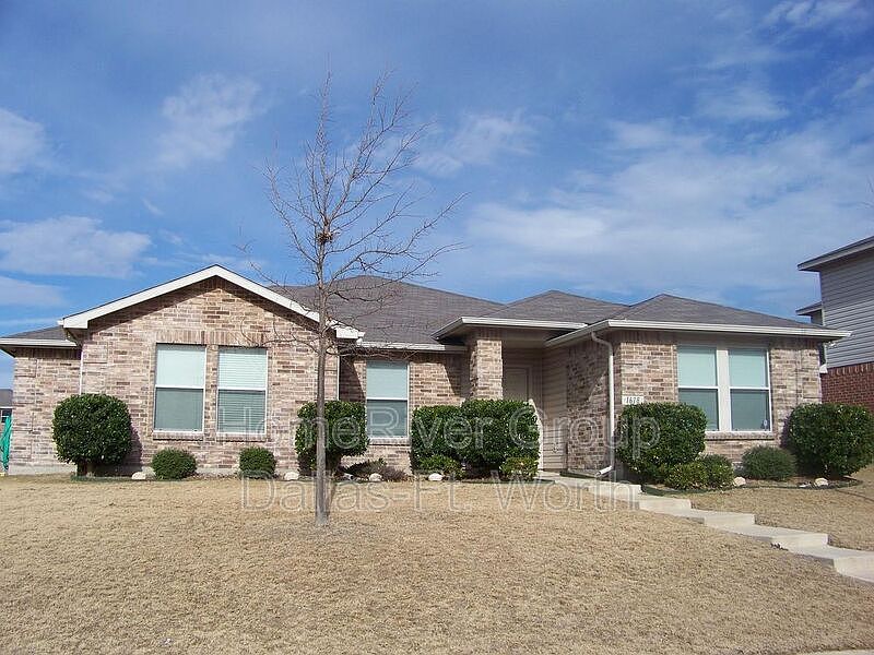 1st image of 1618 Creekridge Ct