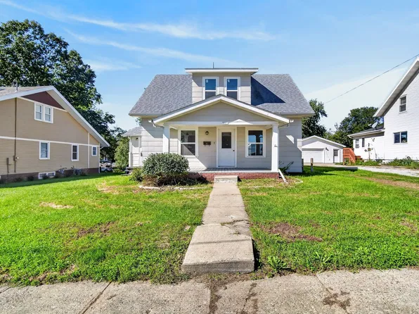507 N 12th St, Guthrie Center, IA 50115
