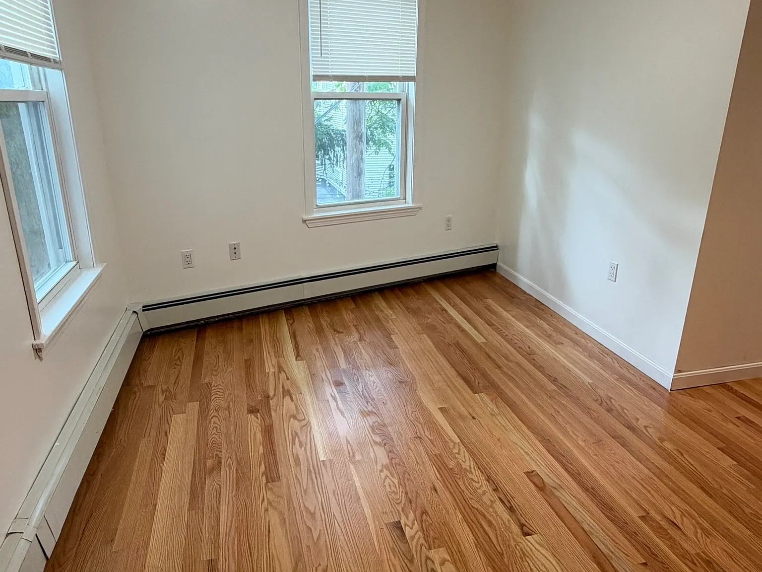 2 bed, $3,000 — Photo 4