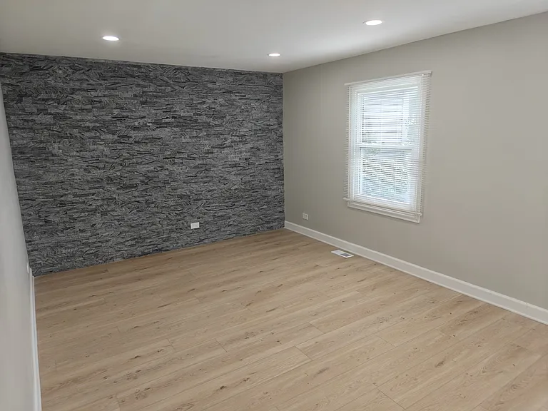 2208 Kensington Dr — Photo 32