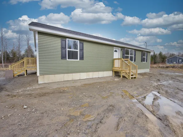 117 Mudgett Road, Kenduskeag, ME 04450