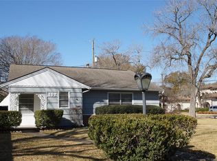 102 Beverly Ln, BELLAIRE, TX 77401