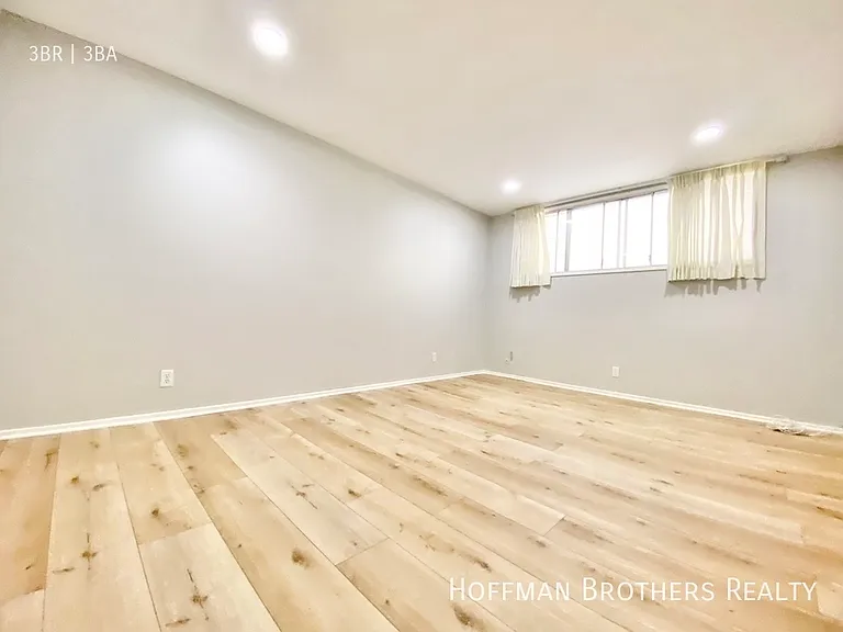 931 S Wooster St #4 — Photo 11