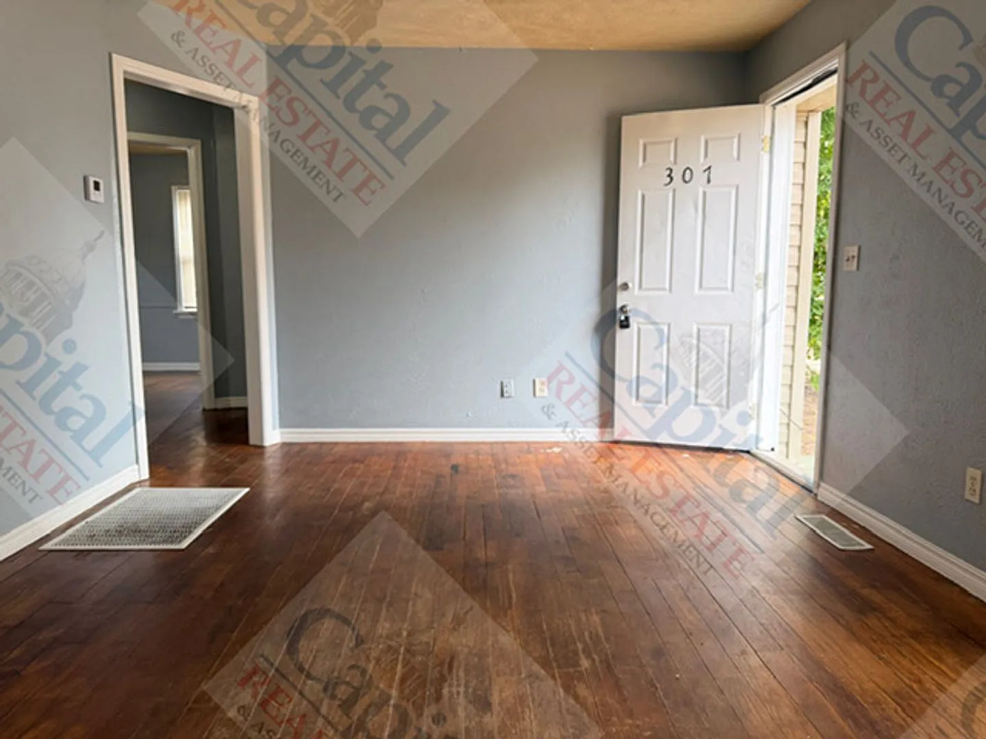 Cozy 2 Bedroom — Photo 4
