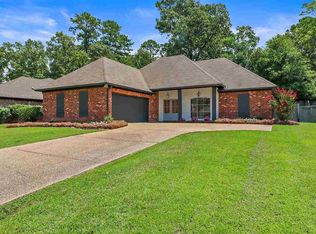 426 Pinebrook Cir, Brandon, MS 39047