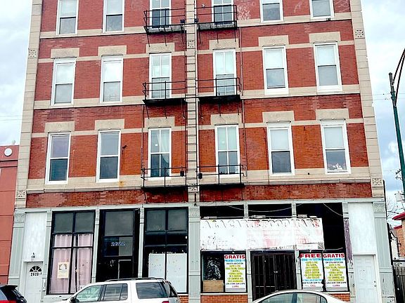 2nd image of 2620-22 W Cermak Rd #4F