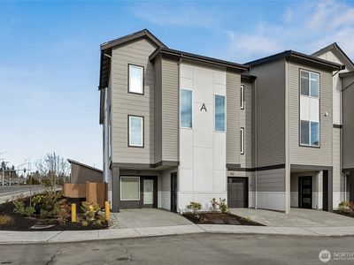 16723 Alderwood Mall Parkway #C2, Lynnwood, WA, 98037