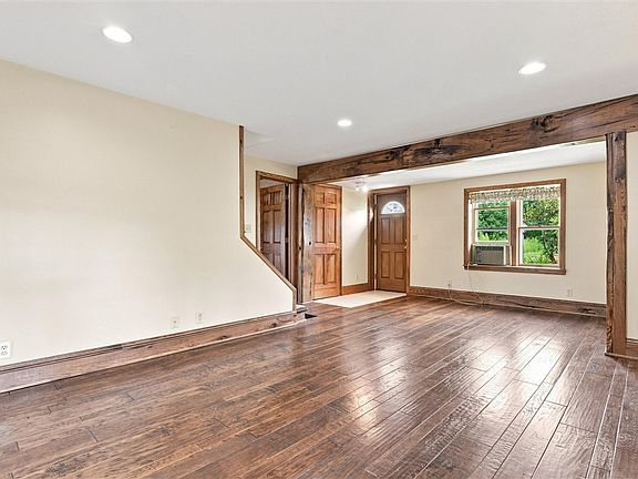5th image of 43 Jervis Rd