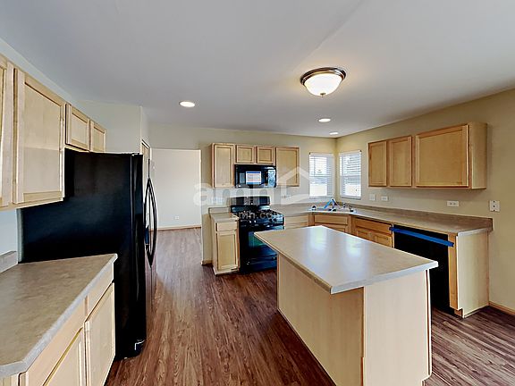 4th image of 6516 Roth Dr