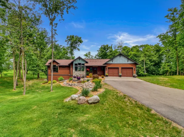 49945 428th St, New York Mills, MN 56567