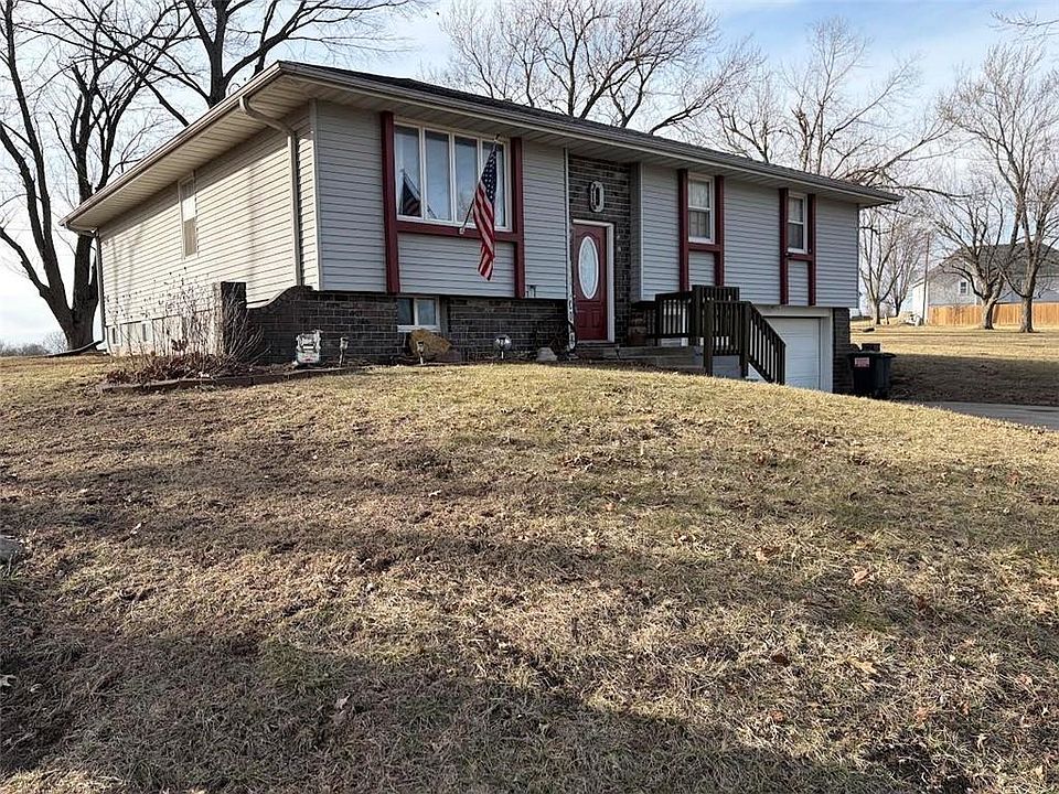 1st image of 316 Gregory Dr