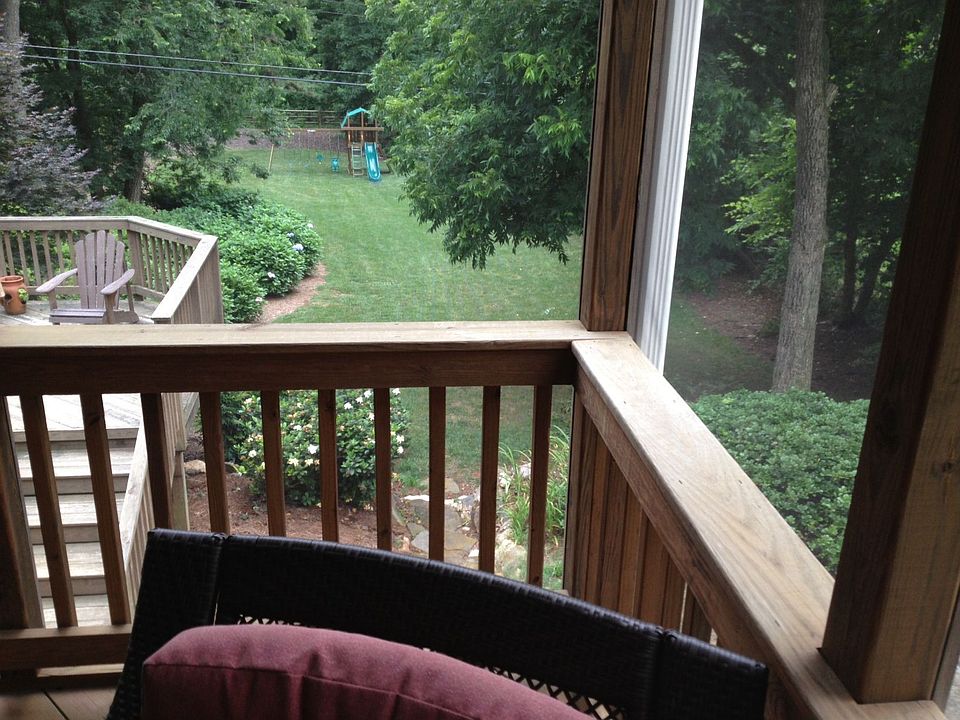 2nd image of 1538 Clayton Dr