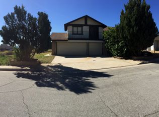 3777 Lynwood Dr, Highland, CA 92346