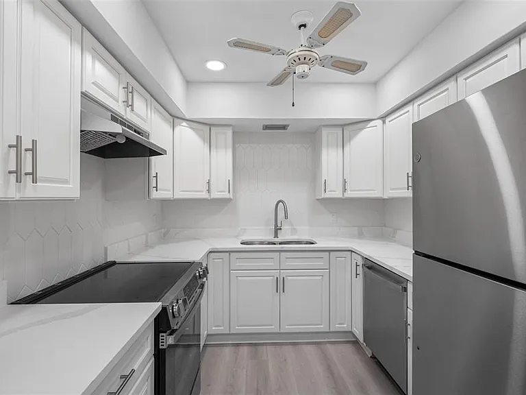1451 Gulf Blvd #101 — Photo 7