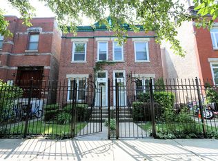 820 S Claremont Ave, Chicago, IL 60612