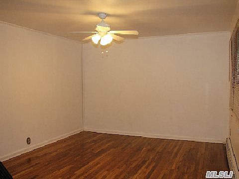 2nd image of 812 Hempstead Blvd
