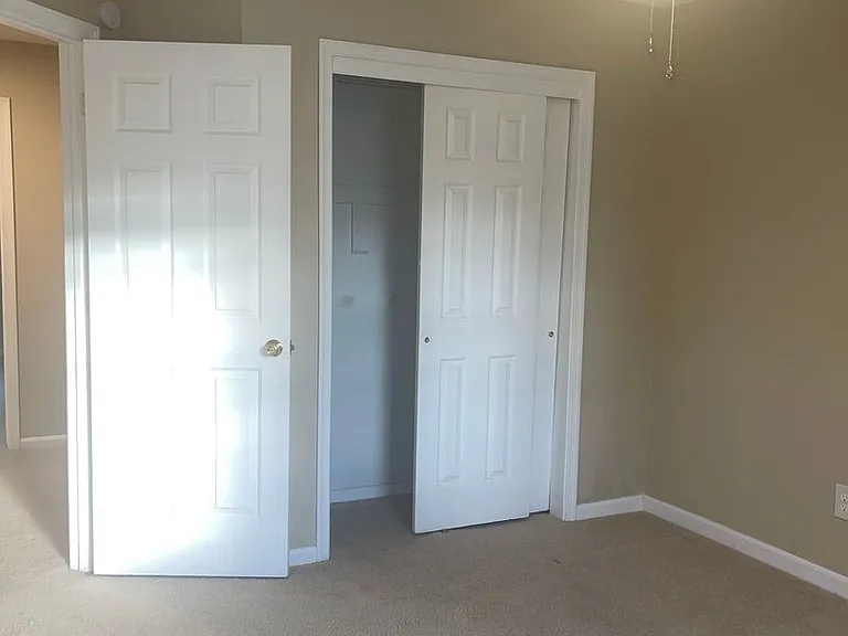 820 E Willow Point Pl — Photo 38