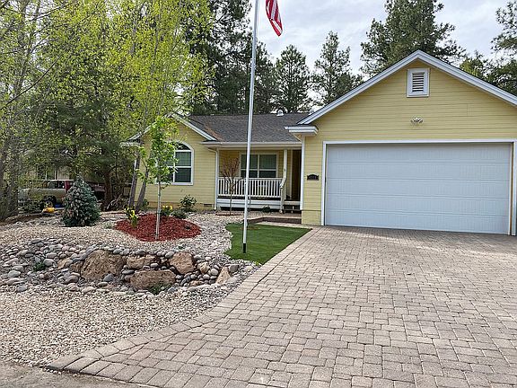 Beautiful curb appeal 