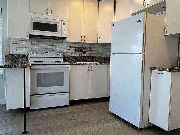 5th image of 3776 Alabama St Unit 308