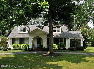 11905 Spring Garden Ln, Anchorage, KY 40223