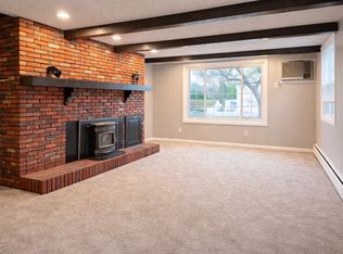 13 Lawrence Rd #15, Chicopee, MA 01013