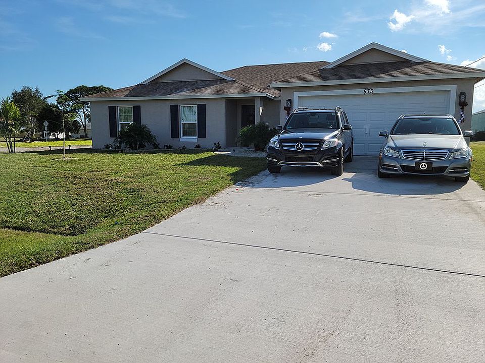 1st image of 575 SW Bradshaw Cir