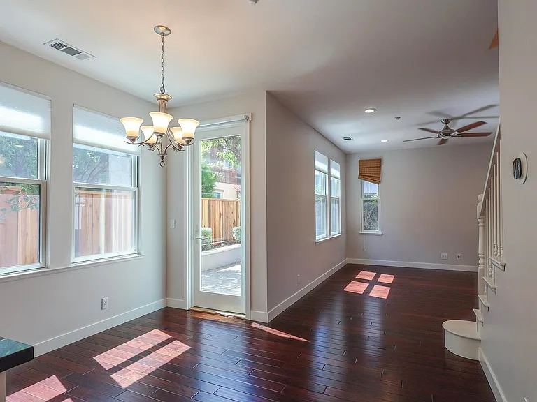 1288 Pistachio Ter — Photo 10