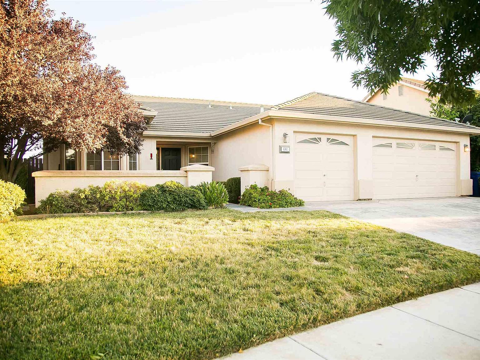 681 Willow Way, Los Banos, CA 93635 Zillow