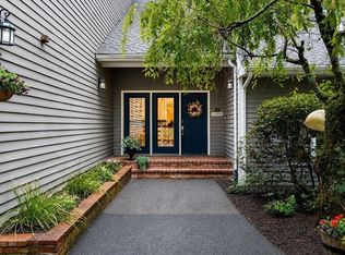 4 Turner Ln, North Easton, MA 02356