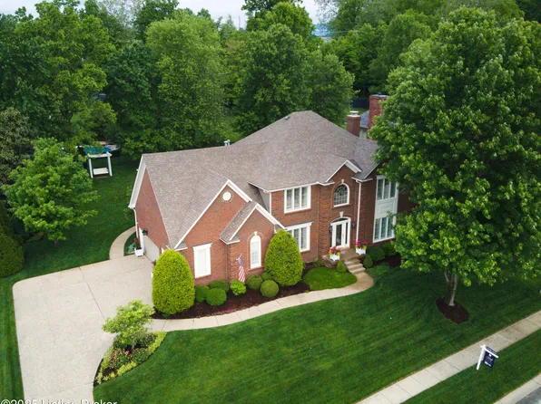 1304 Isleworth Dr, Louisville, KY 40245