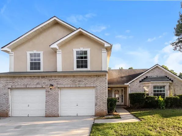824 Brisley Cir, Hampton, GA 30228