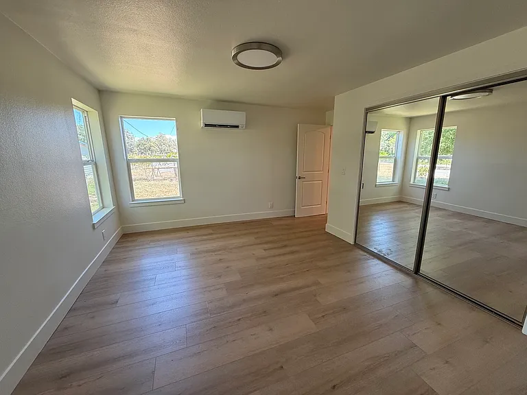 23486 Old 44 Dr — Photo 2