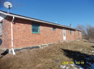 24796 230th St, Leon, IA 50144
