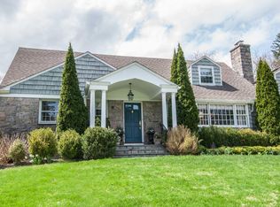 16 Intervale Pl, Greenwich, CT 06830