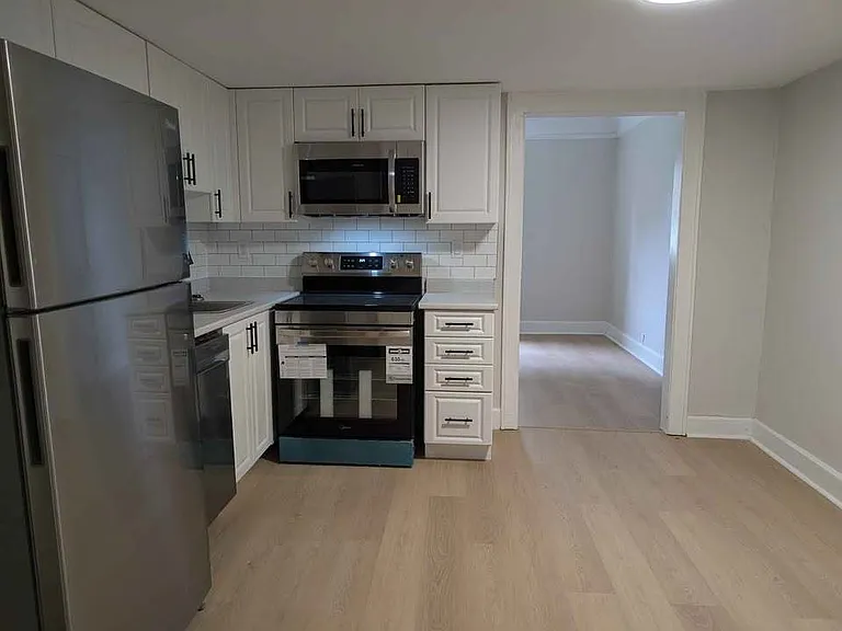 714 Elliott St — Photo 20