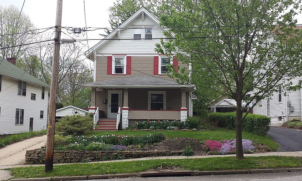 1st image of 243 Highland Ave