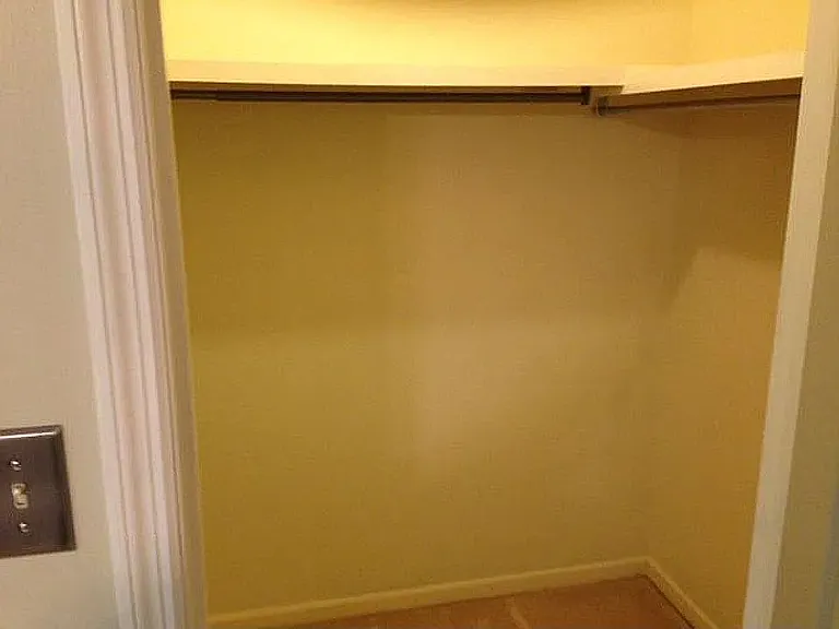 1304 Gray Hawk Rd — Photo 10
