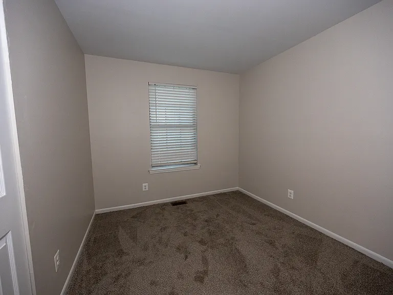 41 Country Hollow Cir — Photo 14