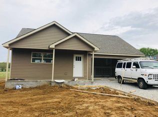 263 Celeste Dr, Baxter, TN 38544