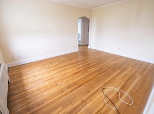 52 Ten Hills Rd #2, Somerville, MA 02145