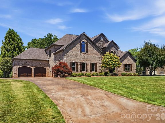 2nd image of 142 Riverchase Ln