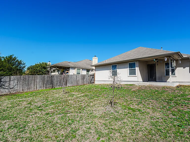 2404 Christoff Loop — Photo 24